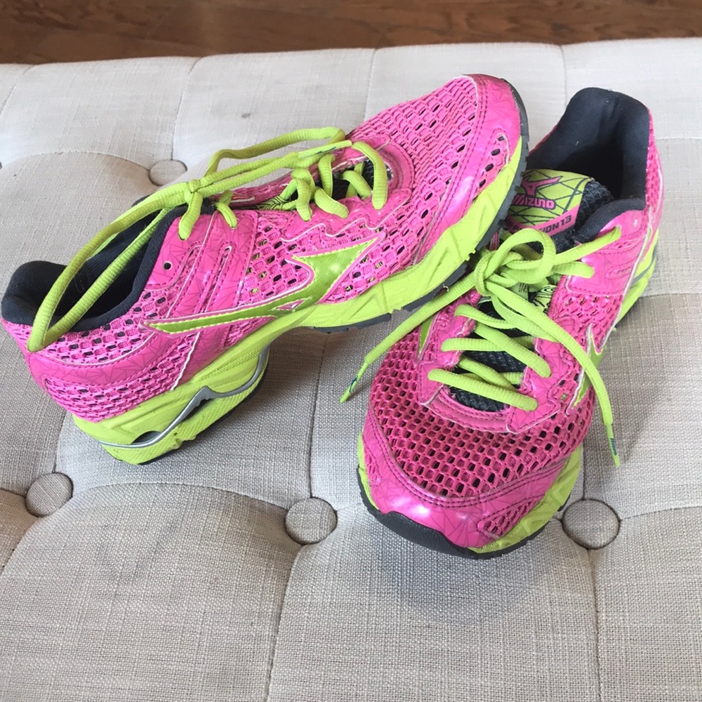 Running Shoes